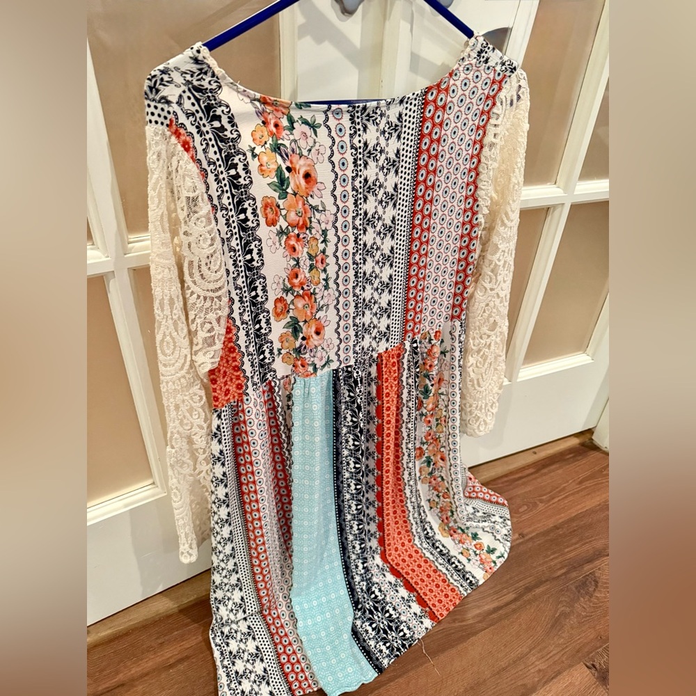 Kori Multicolor Patterned Tunic - Picture 4 of 6